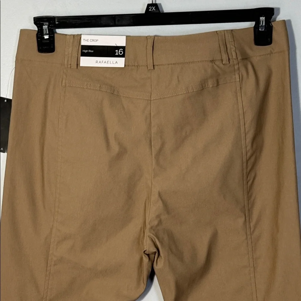 Rafaella Pants Tan Cropped High Rise in Size 16 ‎ NWT